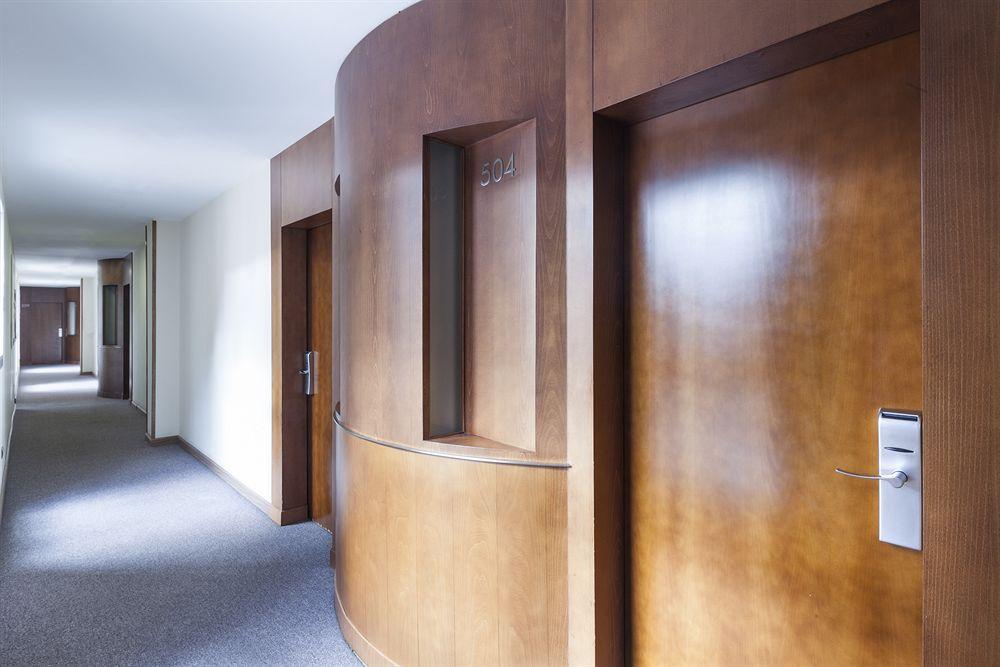 Exe Leon Hotel Екстериор снимка